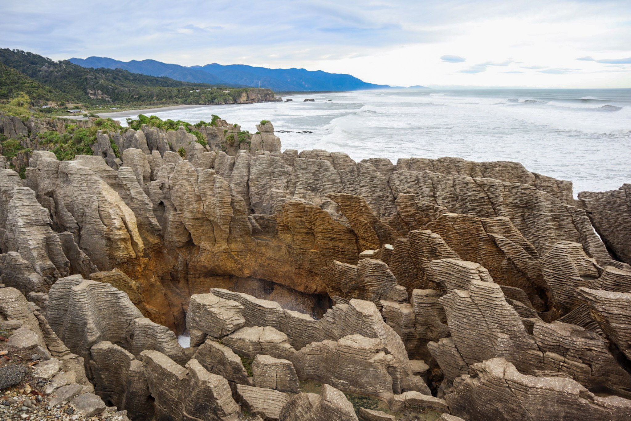 Pancake Rocks New Zealand Coastal Walk in Paparoa National Park Pancake Rocks New Zealand Coastal Walk in Paparoa National Park