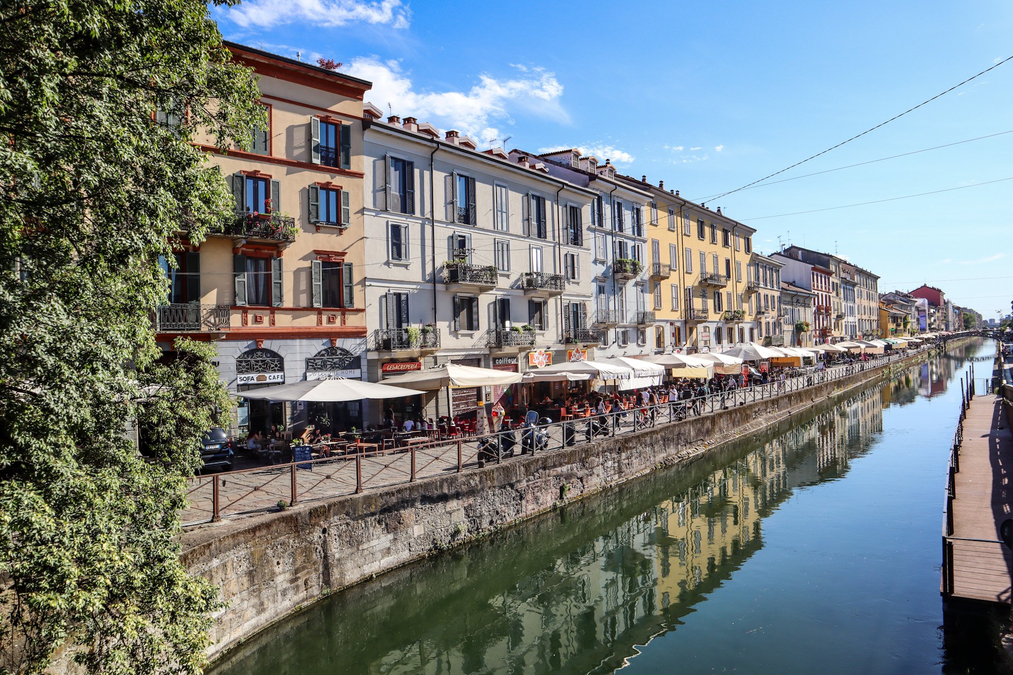 exploring-the-milan-canals-the-art-of-aperitivo-in-navigli