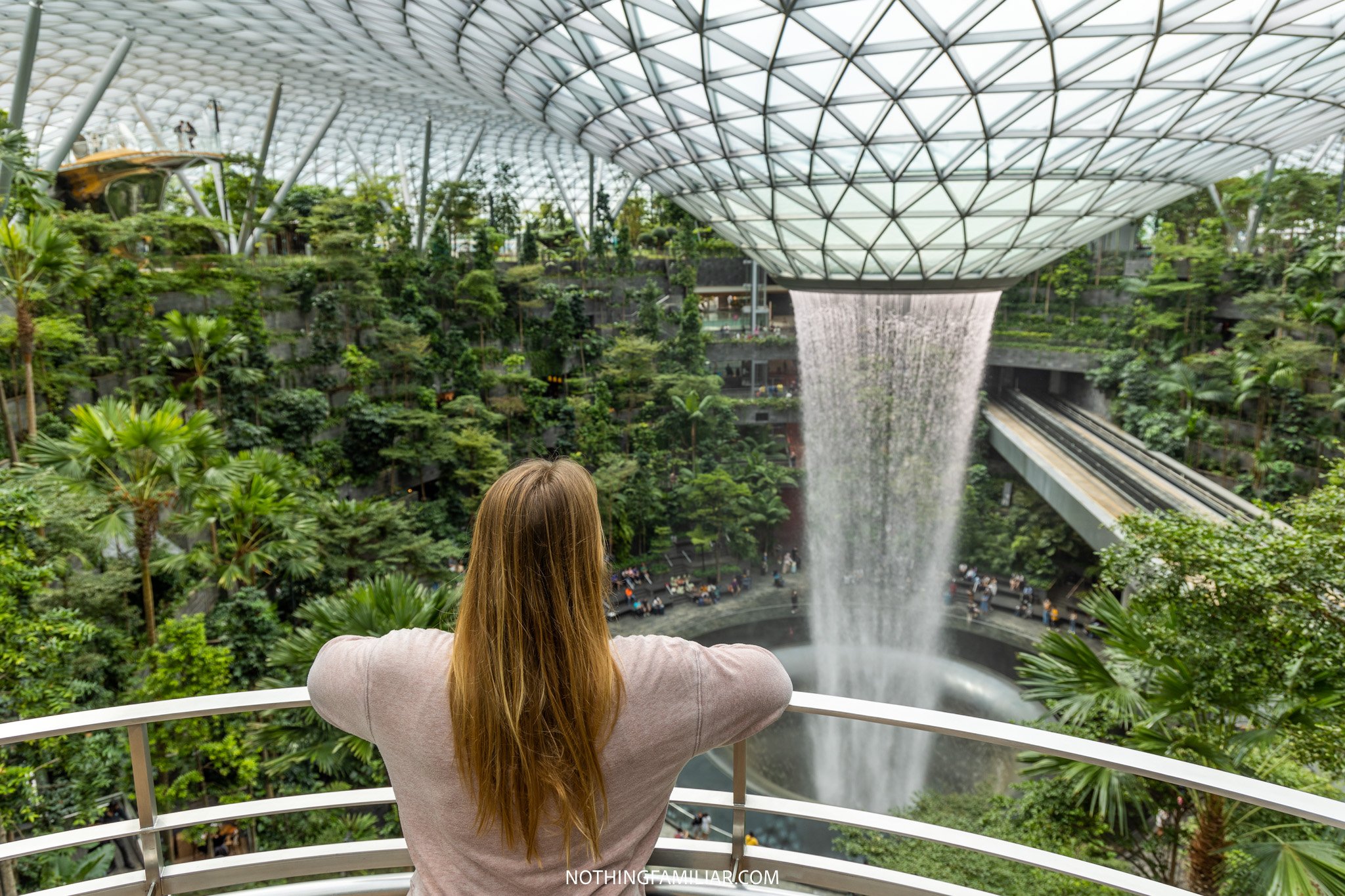 How to Find the Jewel Singapore Airport Waterfall On a Layover